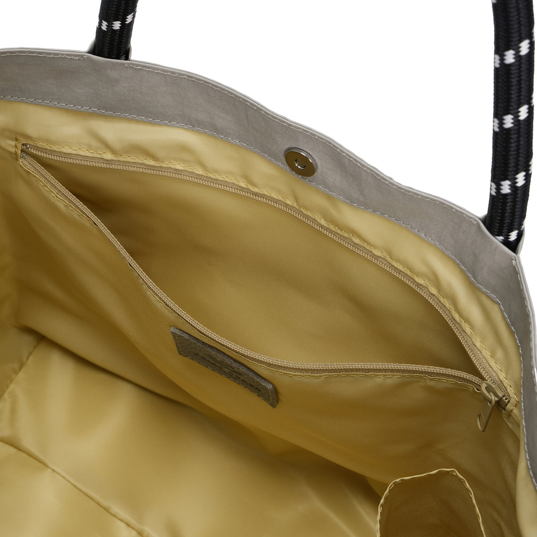 ミドルトート Wrinkle 6524 – ペレボルサ公式オンラインショップ