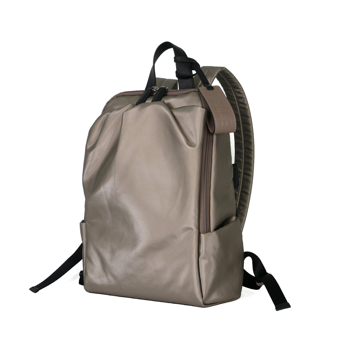 ミドルサイズリュックCheers 4689 – ペレボルサ公式オンラインショップ